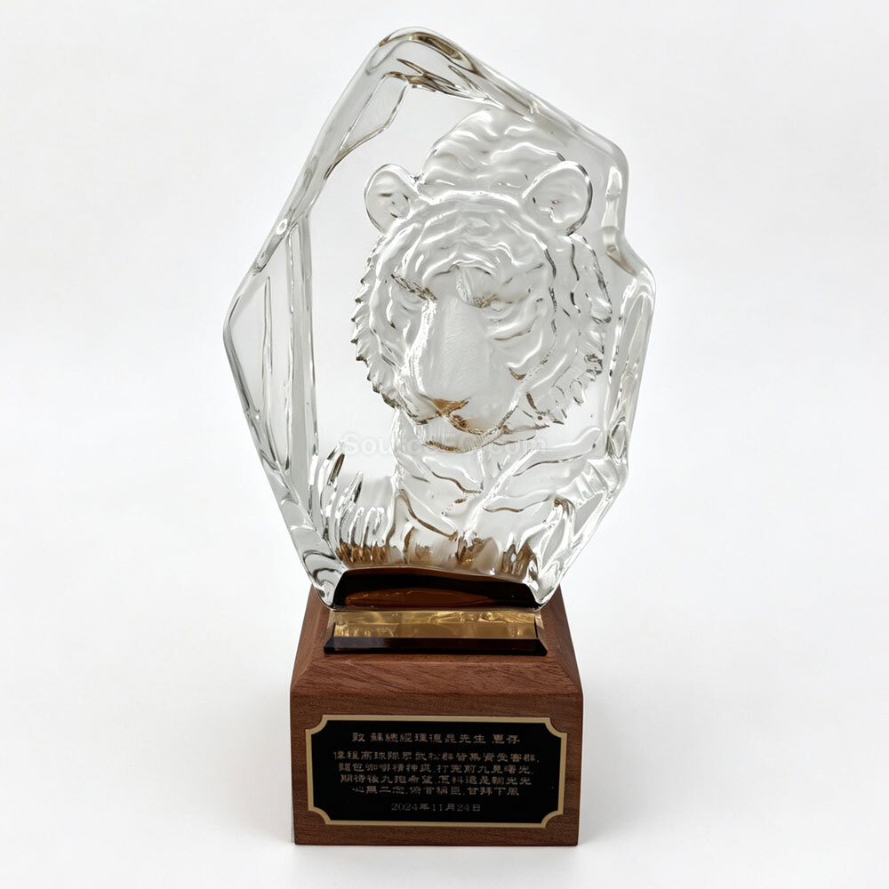 crystal gift, crystal souvenir, crystal trophy, crystal trophy cup, crystal medal, crystal plaques, crystal paper weight, colorful glass trophies, engraved crystal, 3D crystals, corporate gifts, premium gifts, gift supplier, promotional gifts, gift company, souvenirs, stationery, gift wholesale, gift ideas